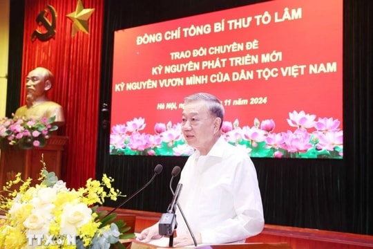 Tổng Bí thư Tô Lâm trao đổi chuyên đề Kỷ nguyên vươn mình của dân tộc Việt Nam