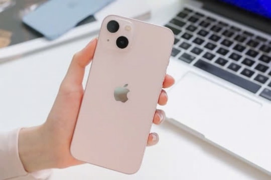 iPhone 13 giảm giá sốc cuối tháng 11: Cơ hội sở hữu iPhone hiệu năng mạnh với giá bình dân