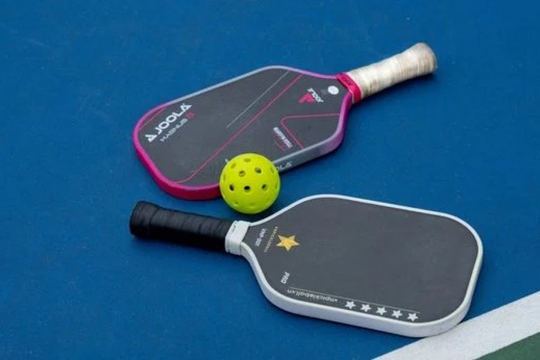 Giá vợt Pickleball mới nhất: Các mẫu vợt giá rẻ chỉ từ vài trăm nghìn đồng, vợt chính hãng cao cấp cũng rất "vừa túi"