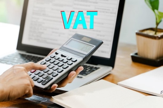 Quốc hội thông qua mức thuế VAT mới: Hộ kinh doanh nhỏ hưởng lợi