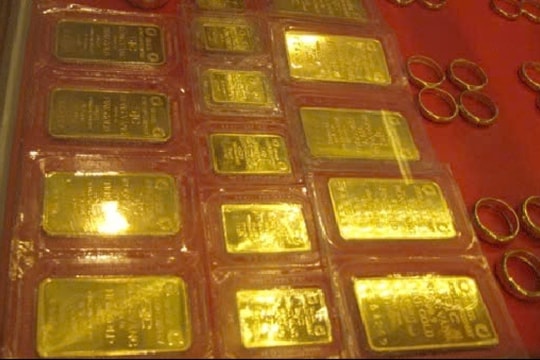 Giá vàng hôm nay 28/11/2024: Vàng nhẫn tăng tốc, nhà đầu tư có nên mua vào?