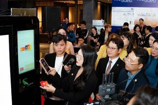 HanaGold ATM – máy bán vàng tự động công nghệ NFC lần đầu tiên ra mắt tại Techfest Vietnam 2024