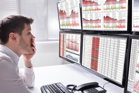 Khối ngoại tiếp tục xuống tiền gom mạnh một cổ phiếu bluechips phiên 28/11