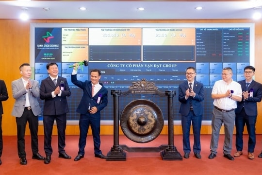 Tân binh sàn UPCoM Vạn Đạt Group muốn gọi thêm vốn, cổ phiếu tăng gấp đôi kể từ khi lên sàn