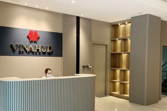 Chủ tịch Vinahud mạnh tay gom 7,7 triệu cổ phiếu VHD