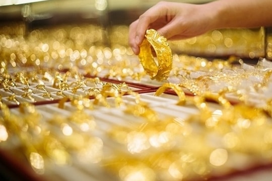 Giá vàng hôm nay 2/12/2024: Vàng giảm sâu, cơ hội đầu tư hay cạm bẫy thị trường?