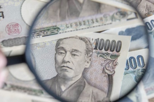 Tỷ giá Yen Nhật hôm nay 7/12: Đồng Yen giảm trước áp lực từ USD