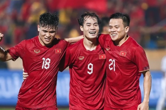 Việt Nam vs Lào: Chuyên gia dự đoán Việt Nam sẽ giành thắng lợi với cách biệt 2 bàn