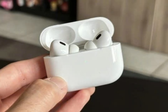 AirPods Pro 2 giá rẻ bất ngờ: Cơ hội cho người dùng?