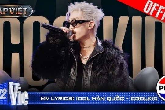 Lời bài hát "IDOL HÀN QUỐC" - Coolkid (Performance) Full lyrics, Rap Việt 2024: Tóc anh đang vuốt vuốt vuốt... Vuốt như kiểu idol hàn quốc...