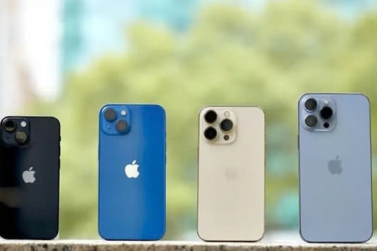 Bất ngờ với bảng giá iPhone 13 cuối năm 2024: Đáng mua hơn bao giờ hết