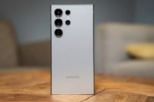 Trình làng "mãnh thú" nhà Samsung khiến dân tình bật ngửa: Camera 200MP, chip Rồng mạnh nhất