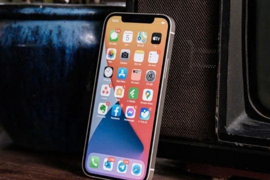 iPhone 12 "gây sốt" trở lại cuối 2024: Giá rẻ nhưng cực kỳ đẳng cấp