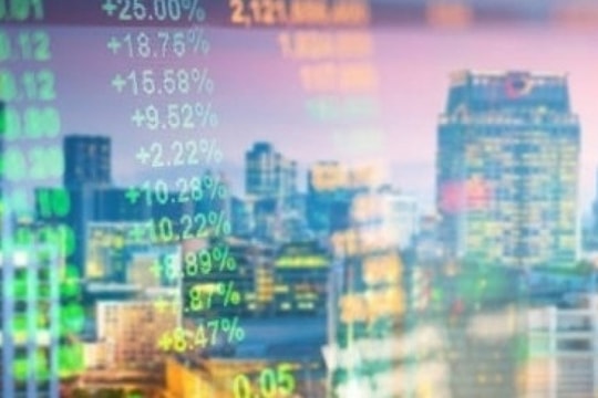 VN-Index duy trì sắc xanh, nhóm cổ phiếu dầu khí và tài nguyên cơ bản bứt phá