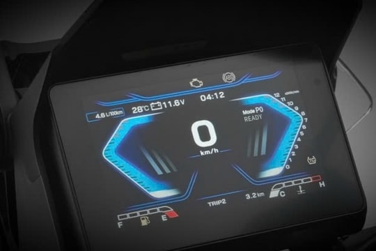 Mẫu xe máy "tuyên chiến" với Honda SH: Trang bị động cơ 2in1, giá lại "hạt dẻ"