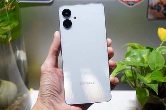 Đâu là smartphone giá rẻ dưới 4 triệu đồng nhưng tốt nhất năm 2024: Samsung Galaxy A06, Oppo A3 hay Xiaomi Redmi 14C?