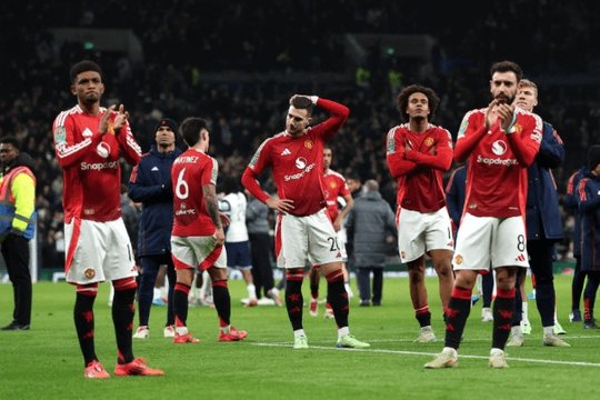 Manchester United đã hết "đỉnh nóc kịch trần", xứng đáng bị loại khỏi League Cup