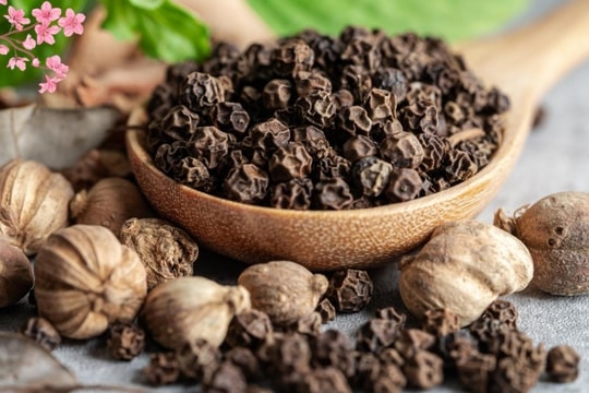 Dự báo giá tiêu ngày 24/12: Xu hướng giảm sẽ kéo dài?