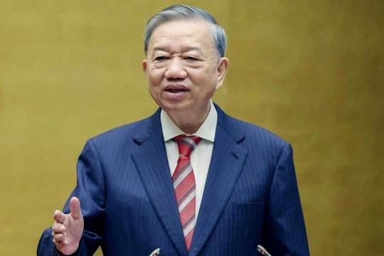 Bộ Chính trị chỉ đạo ưu tiên nguồn lực quốc gia đầu tư cho phát triển khoa học, công nghệ, đổi mới sáng tạo và chuyển đổi số