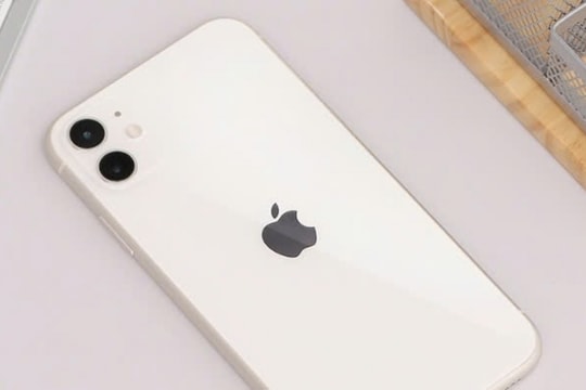 Giá iPhone 11 rẻ chưa từng có: "Nội thất" xịn sò, liên tục "cháy hàng" cuối năm 2024