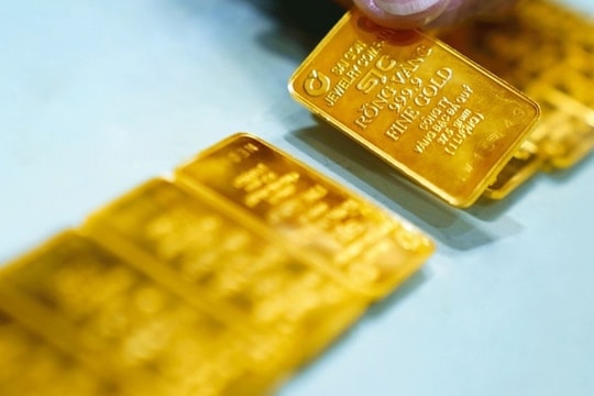 Thị trường kim loại quý hôm nay 26/12/2024: Giá vàng đi ngang; giá bạc và đồng ghi nhận tăng nhẹ