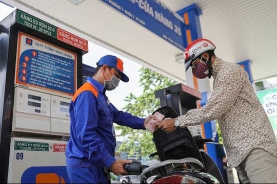 Giá xăng dầu hôm nay 26/12/2024: Dầu WTI và Brent tăng mạnh sau thông tin kích cầu từ Trung Quốc