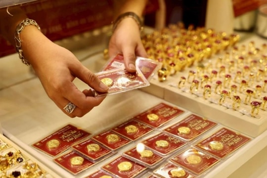 Dự báo giá vàng ngày 27/12/2024: Vàng lấy lại sức mạnh trước thềm năm mới?