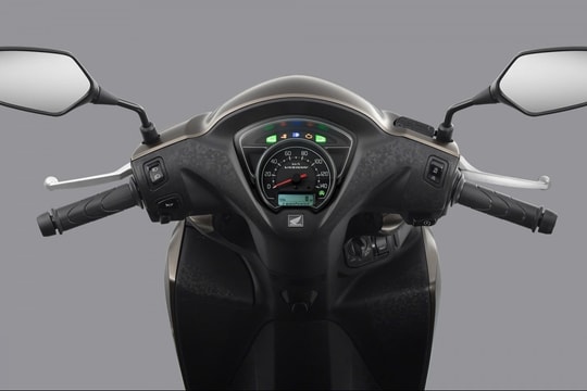 "Lỗ hổng kinh tế" Honda Vision chỉ còn 25 triệu: Thời điểm vàng "xuống tiền" chơi Tết