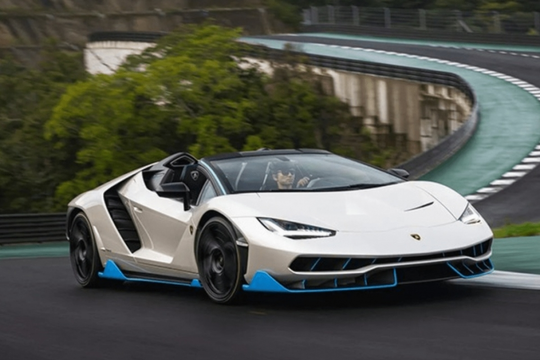 Siêu xe Lamborghini Centenario Roadster lên sàn đấu giá, hé lộ mức giá "trên trời"