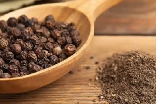 Giá tiêu hôm nay 2/1/2025: Gia Lai quay đầu giảm