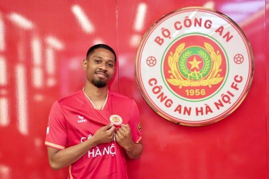 Đội tuyển Việt Nam sẽ tạo bão bên cánh trái, chuẩn bị đón "cơn lốc đường biên" Việt kiều lên tuyển