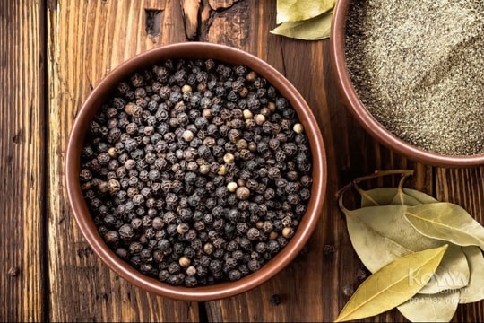 Giá tiêu hôm nay 3/1/2025: Tăng nhẹ ở Gia Lai, triển vọng xuất khẩu rộng mở