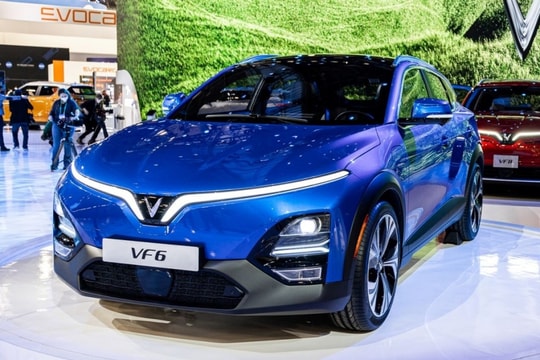 Cuộc đọ sức giữa Mitsubishi Xforce và VinFast VF6: Với 700 triệu, đâu là lựa chọn hoàn hảo cho bạn?