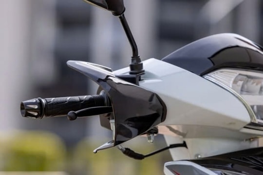 Mẫu xe máy số gây bão với thiết kế đỉnh, trang bị vượt trội, giá rẻ bất ngờ