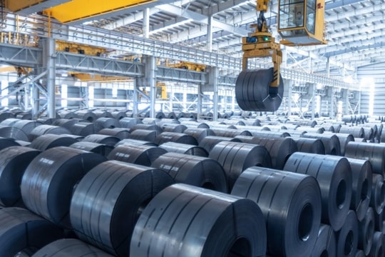 Giá thép hôm nay 5/1/2025: Giá thép đi ngang, thép thanh giữ ở mức thấp