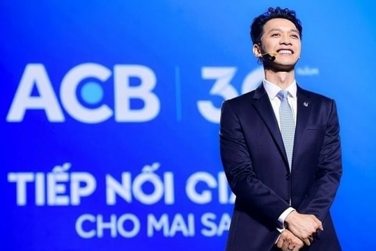 Cổ phiếu ACB phản ứng mạnh sau tin đồn thất thiệt về lãnh đạo ngân hàng