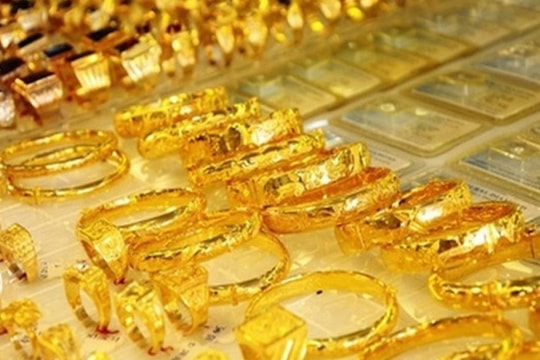 Giá vàng chiều nay 7/1/2025: Diễn biến bất ngờ khiến nhà đầu tư mừng thầm
