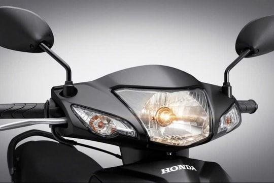 Mẫu xe máy số "quốc dân" giá rẻ bất ngờ: Đẹp, tiết kiệm xăng, chỉ 17 triệu là "đưa nàng về dinh"