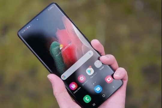 "Huyền thoại" Samsung Galaxy S21 Ultra bất ngờ trở thành "tâm điểm": Cấu hình ngon, giá cỏn con