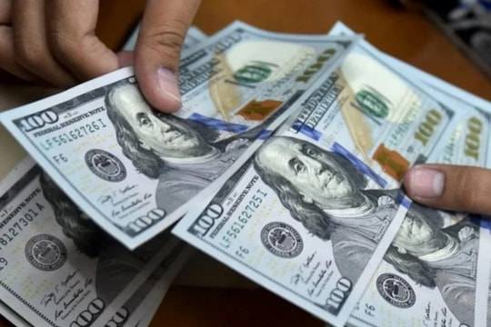 Tỷ giá USD hôm nay 10/1/2025: Đồng bạc xanh duy trì đà tăng