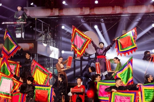 Đu sóng concert "Anh trai", một "ông Tây" thắng đậm tháng cuối năm 2024