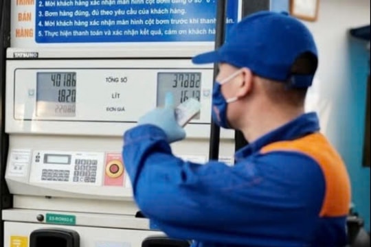 Giá xăng dầu hôm nay 12/1: Giá dầu thô tăng mạnh do nhu cầu mùa đông và lệnh trừng phạt Nga