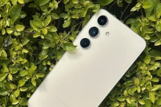 Samsung Galaxy S24 5G chạm mốc giá hấp dẫn: Nguy cơ "cháy hàng" diện rộng