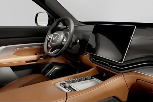 VinFast ra mắt ô tô điện 7 chỗ đầu tay: Thiết kế sang, giá cạnh tranh, một lần sạc đi 470km