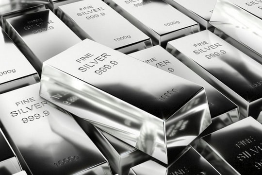 Giá bạc hôm nay 15/1/2025: Giá bạc giảm, giá vàng suy yếu gây ảnh hưởng