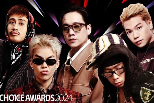 Lời bài hát "GIÀU NHẤT KHU PHÙ HOA" - JustaTee, Wxrdie, Gill, Dangrangto, Robber: Giầu tình cảm nhất khu phù hoa... Giầu tình cảm nhất khu phù hoa...