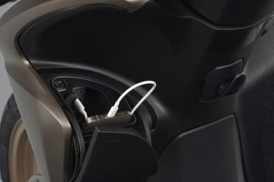 Mẫu xe máy tay ga "hot số 1" Việt Nam giảm sập sàn, sẵn sàng khuấy đảo thị trường đầu năm