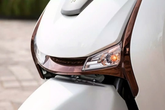 Ra mắt xe máy tay ga làm "chao đảo" phân khúc giá rẻ, trang bị xịn: Chỉ "ăn" 1L xăng/59km