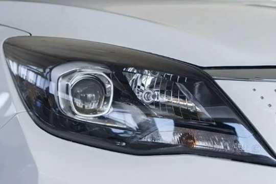 Hé lộ mẫu ô tô giá chưa đến 700 triệu đồng: Thiết kế sang trọng, "vít tẹt ga" không lo hết xăng