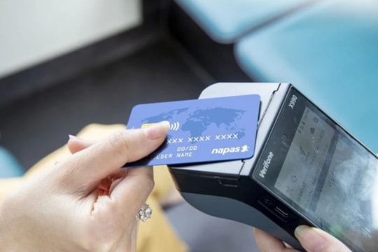 Thanh toán không dùng tiền mặt tăng vọt, giao dịch ATM chỉ chiếm 2,63%